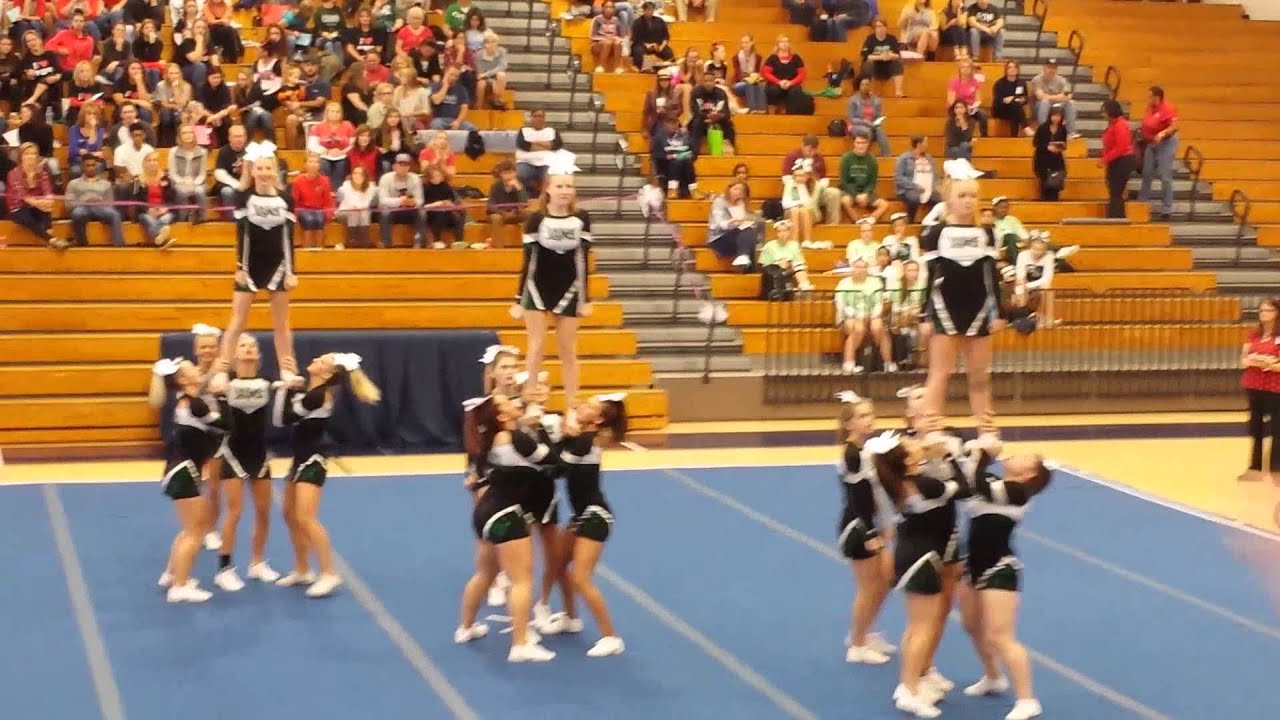 2015 Walnut Grove Hs Varsity Cheerleaders The D Youtube