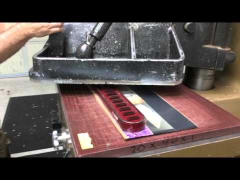 how-strapgraphics-makes-a-2-ply-custom-leather-guitar-strap.