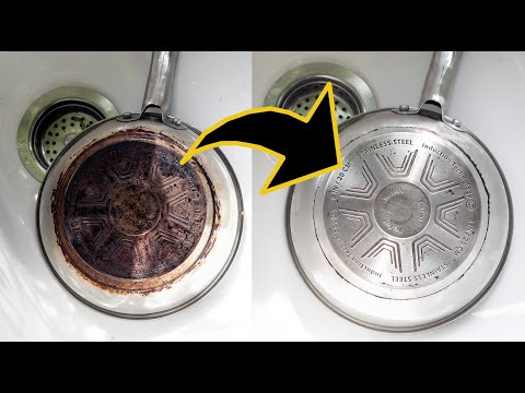 Wideo: Jak czyścić patelnię z nagaru w domu