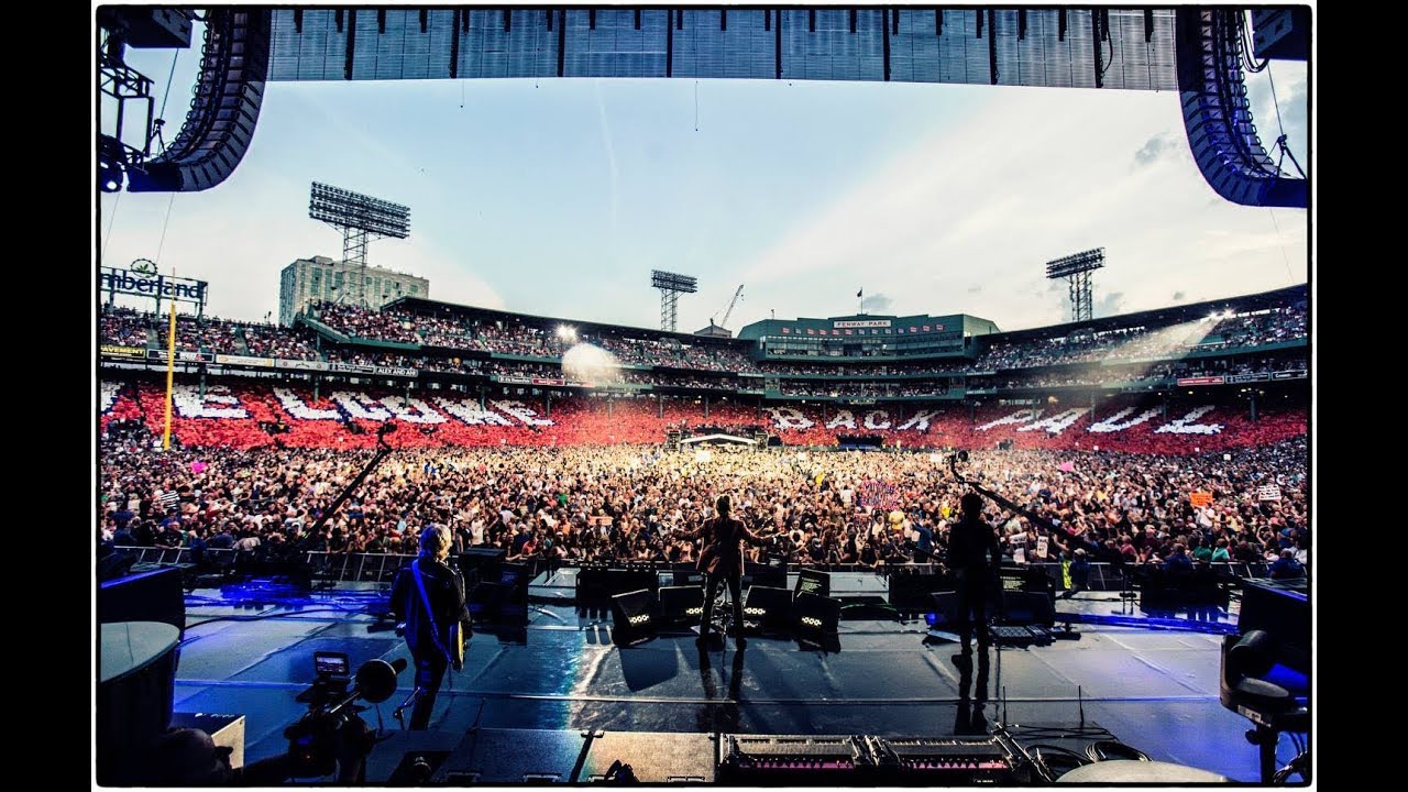Paul McCartney Card Stunt Fenway Park Back Stage View YouTube