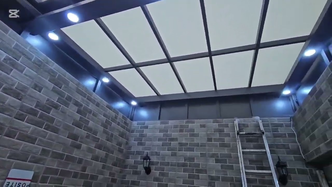  تغطية لاكور بسقف متحرك كهرباءي بالحديد كالفالزي والزجاج 0662877274