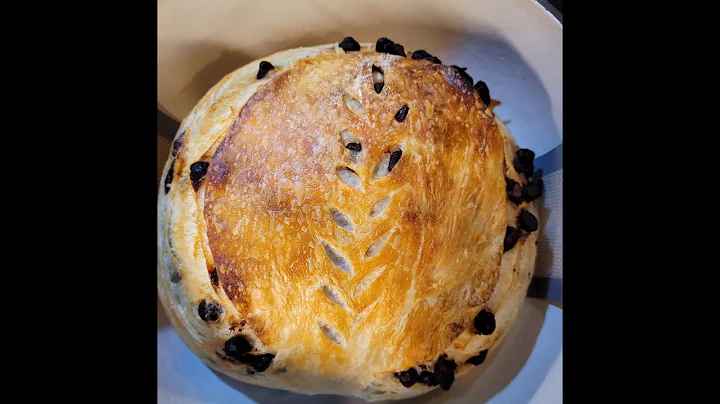 Chocolate Chip croissant sourdough! #sourdoughcroissant #morsel #sourdoughbread