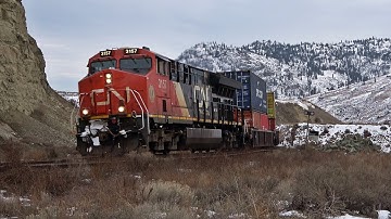 Dirtiest Locomotive You Have Ever Seen! CN/CP Canyon Train Meets, UP SD70AH Foreign Power, and More!