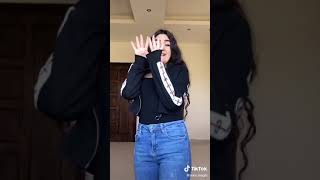 ميوزكلي نور ادريس*ونيرة *علي اغنيه {متجيش معاك انك طالع علي الشاشة}♥