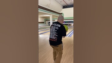 DB芸人ボーリングクイズ問題編bowlingナッパ芸人ぴっかり高木 #bowling #ボーリング #strike #ストライク #db芸人 #ナッパ #ぴっかり高木 #ナッパ芸人 #quiz
