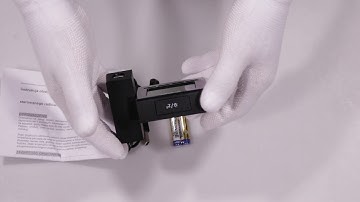 Unboxing Oregon Scientific Alarm Clock with Projector and Temperature RM512P