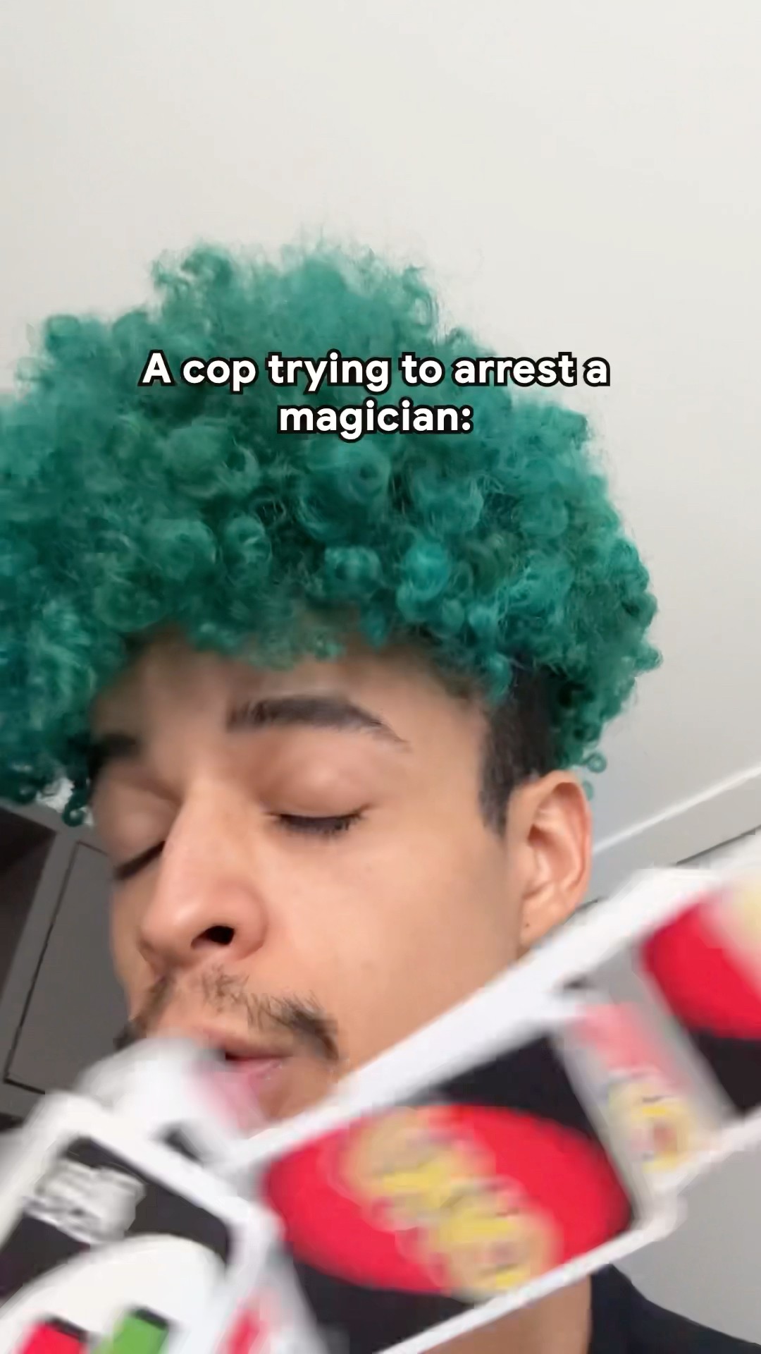 WHEN A COP TRY TO ARREST A MAGICIAN