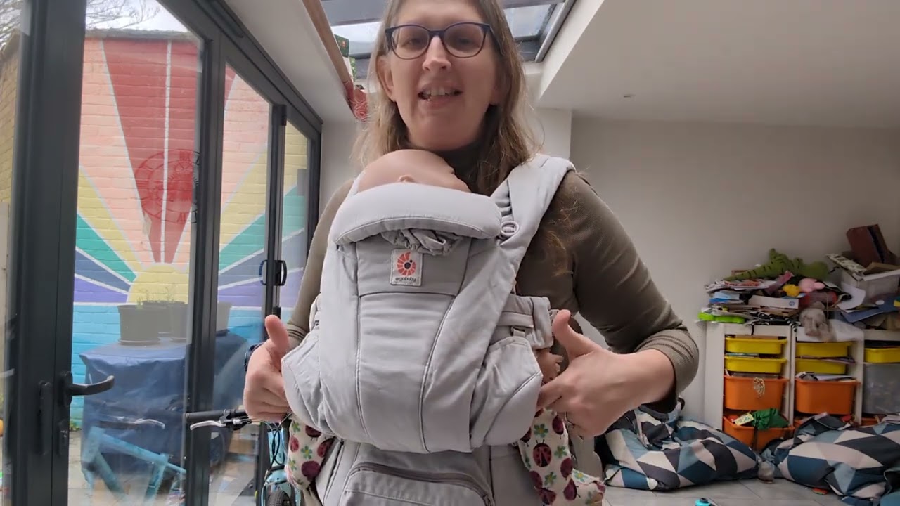 Ergobaby Omni Deluxe Baby Carrier Tutorial. Front carry plus how