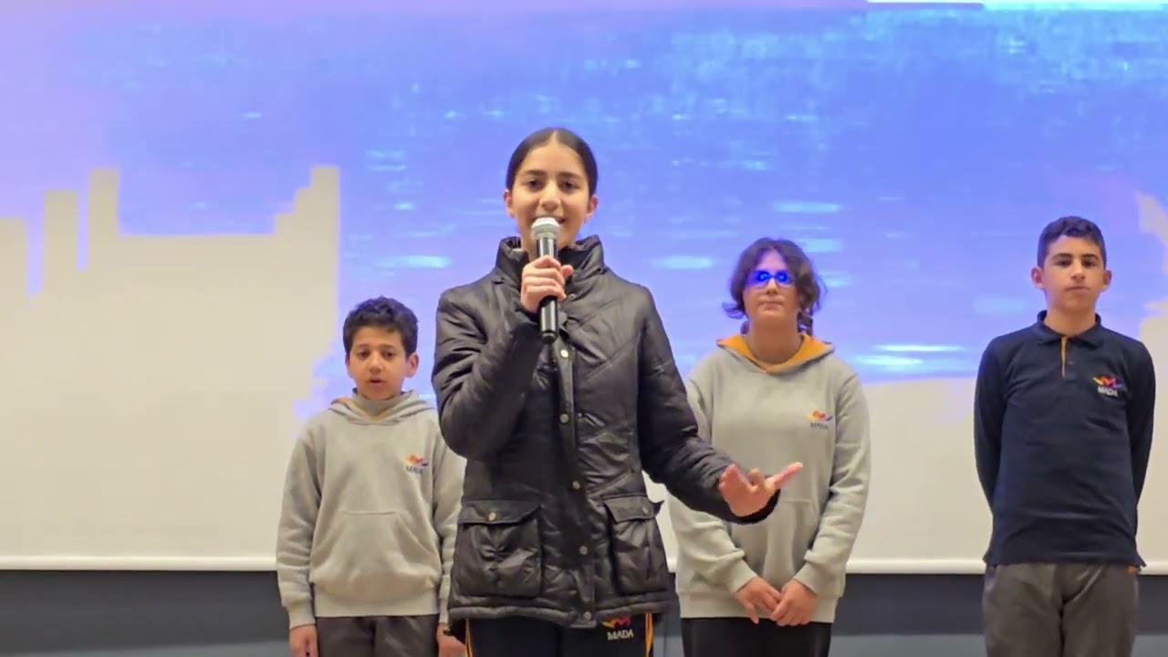 تكريم الطلبة الأوائل في أكاديمية مدى الدولية ( الفرع الأول)