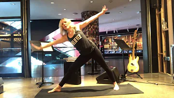 Rock & Yoga - Rock Your Giving Week