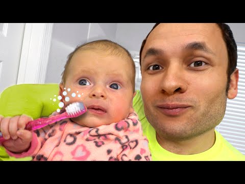 Mornings Routines Song for kids with Maya and Mary