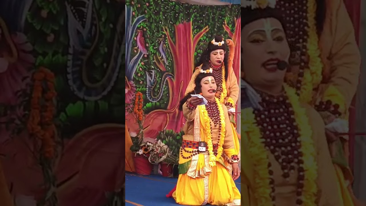 Pehli baar ramleela ladies ke dwara prastut ki gayi (all are female participants)