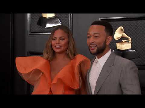 Video: Chrissy Teigen pozdravlja dječaka!