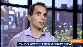 Yahoo Investigating Security Breach