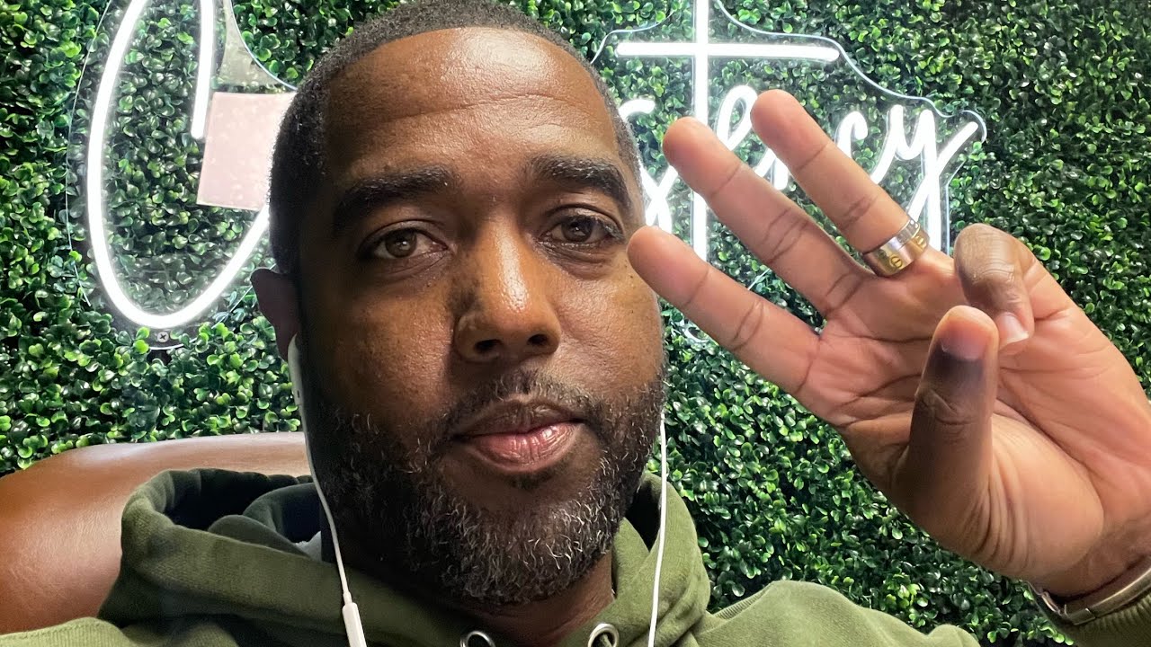 What To Understand About Men with Women “Friends?” 