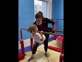 София-Каролина на уроке гимнастики