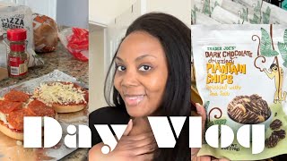 Spend The Day With Me: Homemade Pizza Bagels, Trader Joe’s, & More