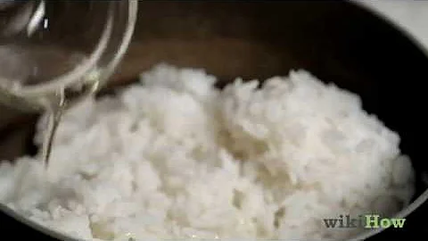 How to Reheat Rice
