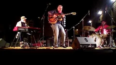 GARRISON FEWELL TRIO -  Well, You Needn't  - Slow ...