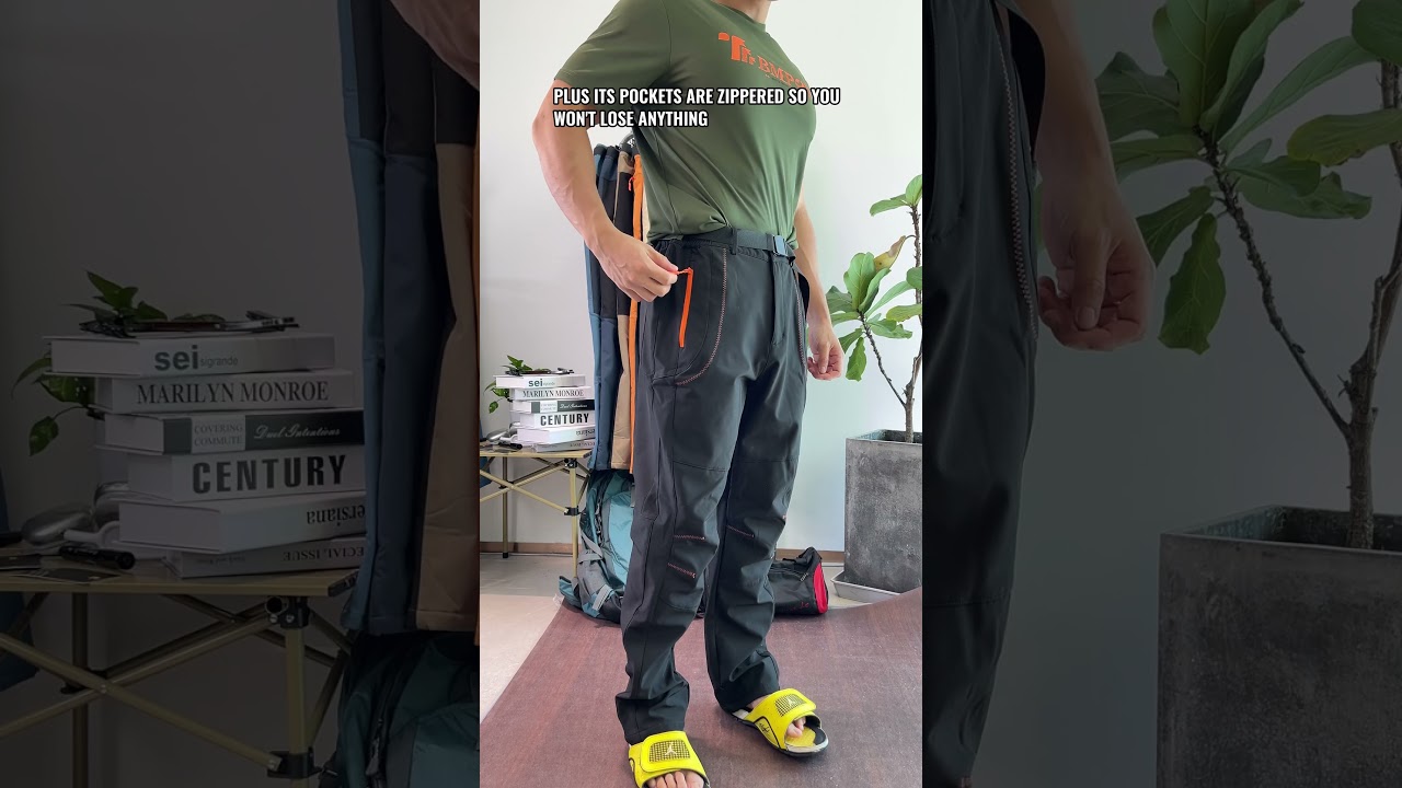 Black friday: 30% off waterproof pants! 