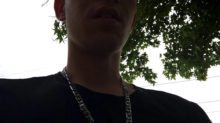 Houston police officer comforts crying 5 year old girl during protests