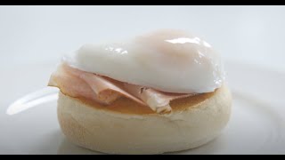 Lesson 2 - How to make Delia's Poached and Fried Eggs