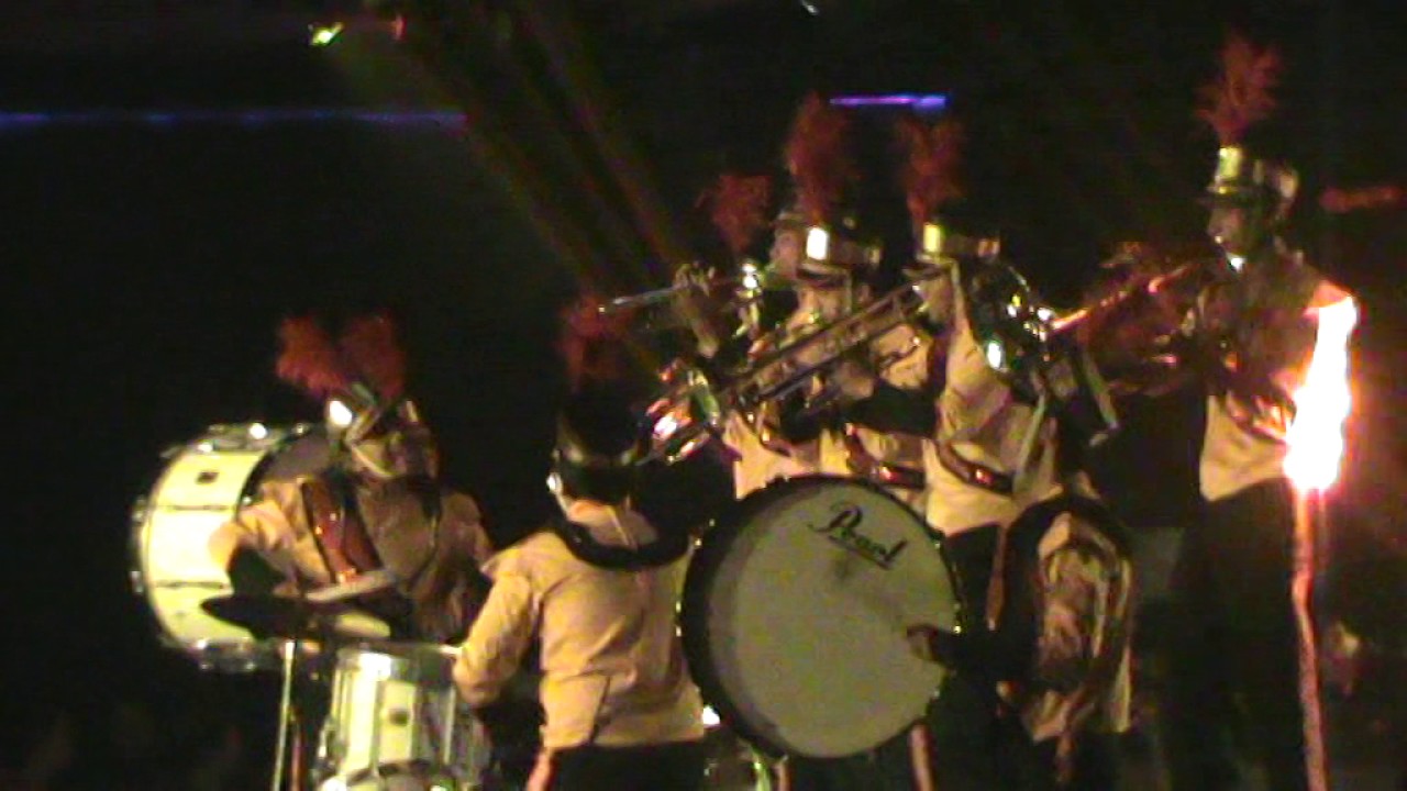 Berondong Tua version marching