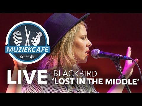 Blackbird - 'Lost In The Middle' live bij Muziekcafé