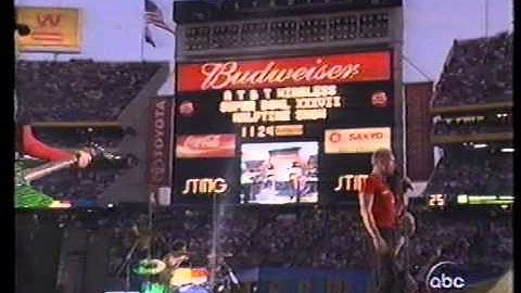 No Doubt Superbowl 2003 Just A Girl and Message In A Bottle with Sting