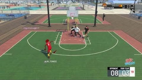NBA 2K21 snatch block on guard