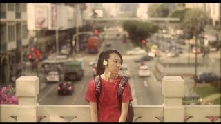 Miniatura de vídeo de "你的倒影 Ni De Dao Ying - 電影《我的朋友，我的同學，我愛過的一切》 From the movie "That Girl In Pinafore""