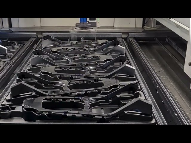 Rotational snow-jet cleaning system for flatbed applications