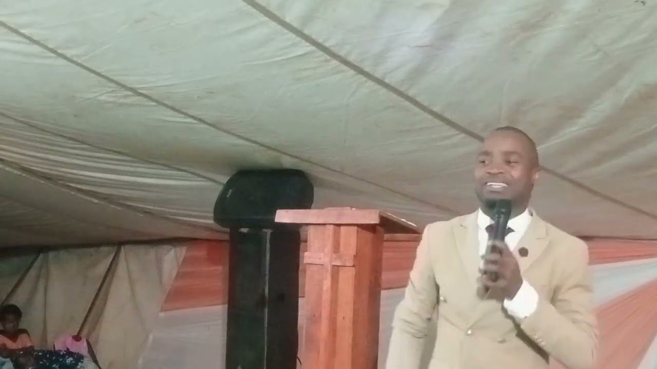 Evangelist Dekeda _ Iziqhamo zomntu ongeniweyo nguYesu | Mthatha Crusade 2025