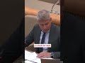 "Bomo poslušali to, kar 'daddy' reče?