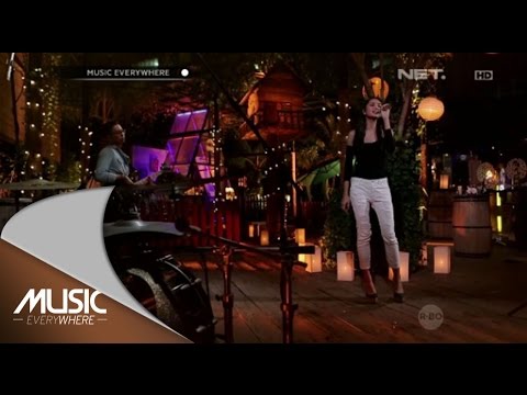 Mikha Tambayong - Bekas Pacar (Live at Music Everywhere) **