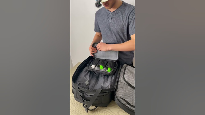 Checked bags 😫 Carry-Ons 🤩#travel #packing #travelbag #travelhacks #unitedkingdom #london