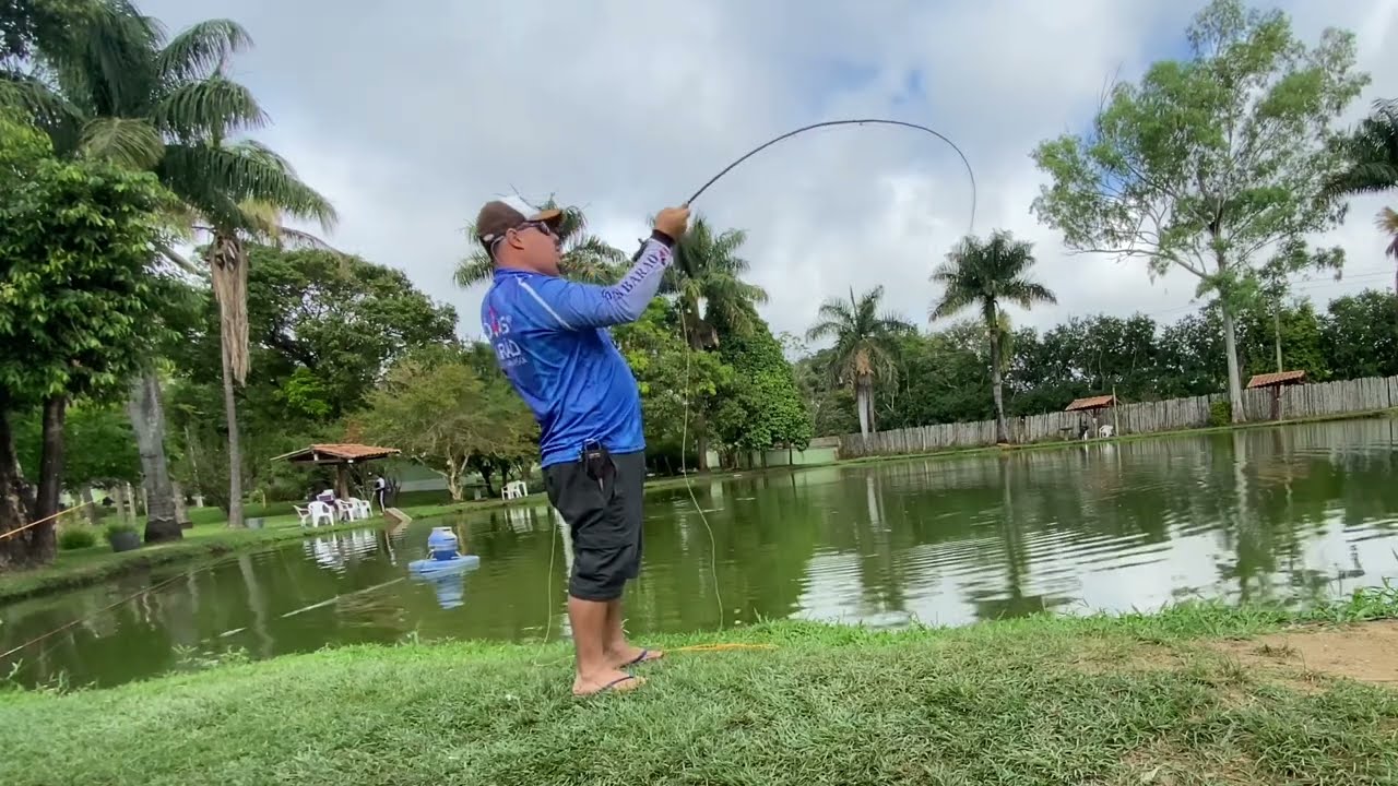 UM PEIXE GRANDE NO FLY NÚMERO 4, QUASE QUEBROU A VARA, PESCARIA