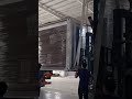 Workers are loading the 20ft expandable container house into the 40ft HC.#prefabmodularflatpackhouse