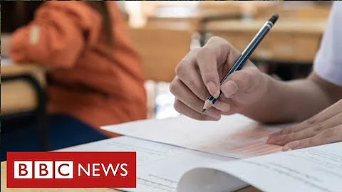 Ministers announce last-minute changes to school exam results process - BBC News - DayDayNews