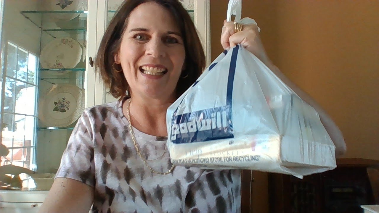 July Goodwill Book Haul:  Book Recommendations and Shopping Tips