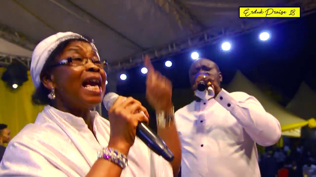 Rev  Esther Nyamekye -  Erduk Praise 18