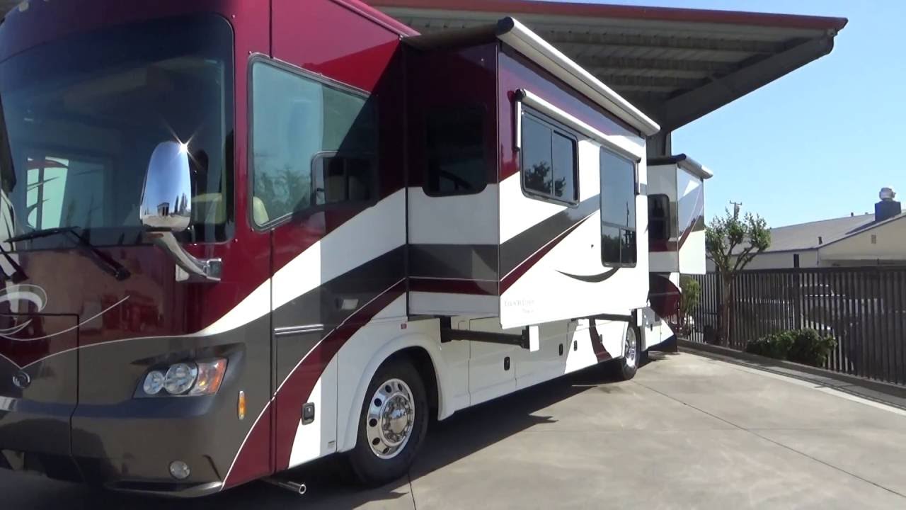 2007 Country Coach Tribute Glacier / Referral Auto Group