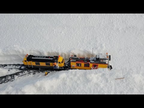 Video WORKING Lego Train Snow Plow