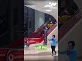 فتاة المترو تغني بطريقتها مترو ذس وي فتاة المترو تغني بطريقتها مترو ذس وي