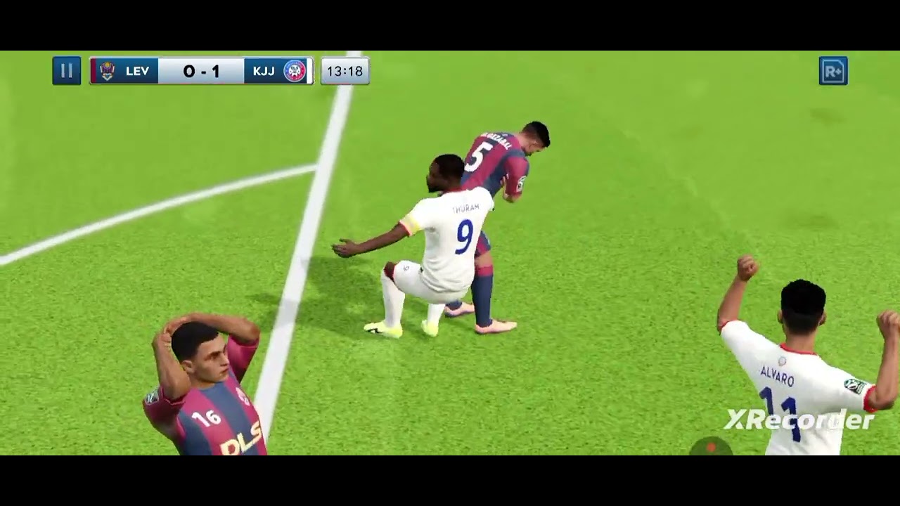 (الجزء الاول)سجلت اغرب هدف بانينكا في دريم ليج dream league score