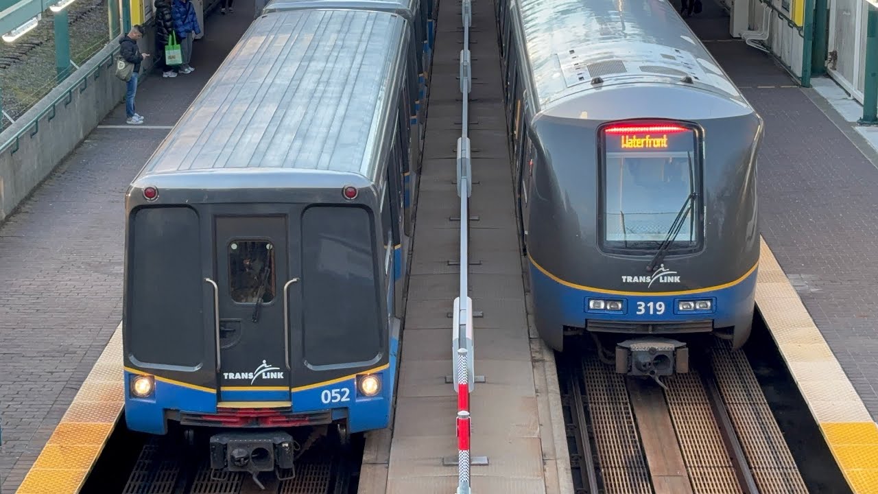 Couple o’trains at Edmonds