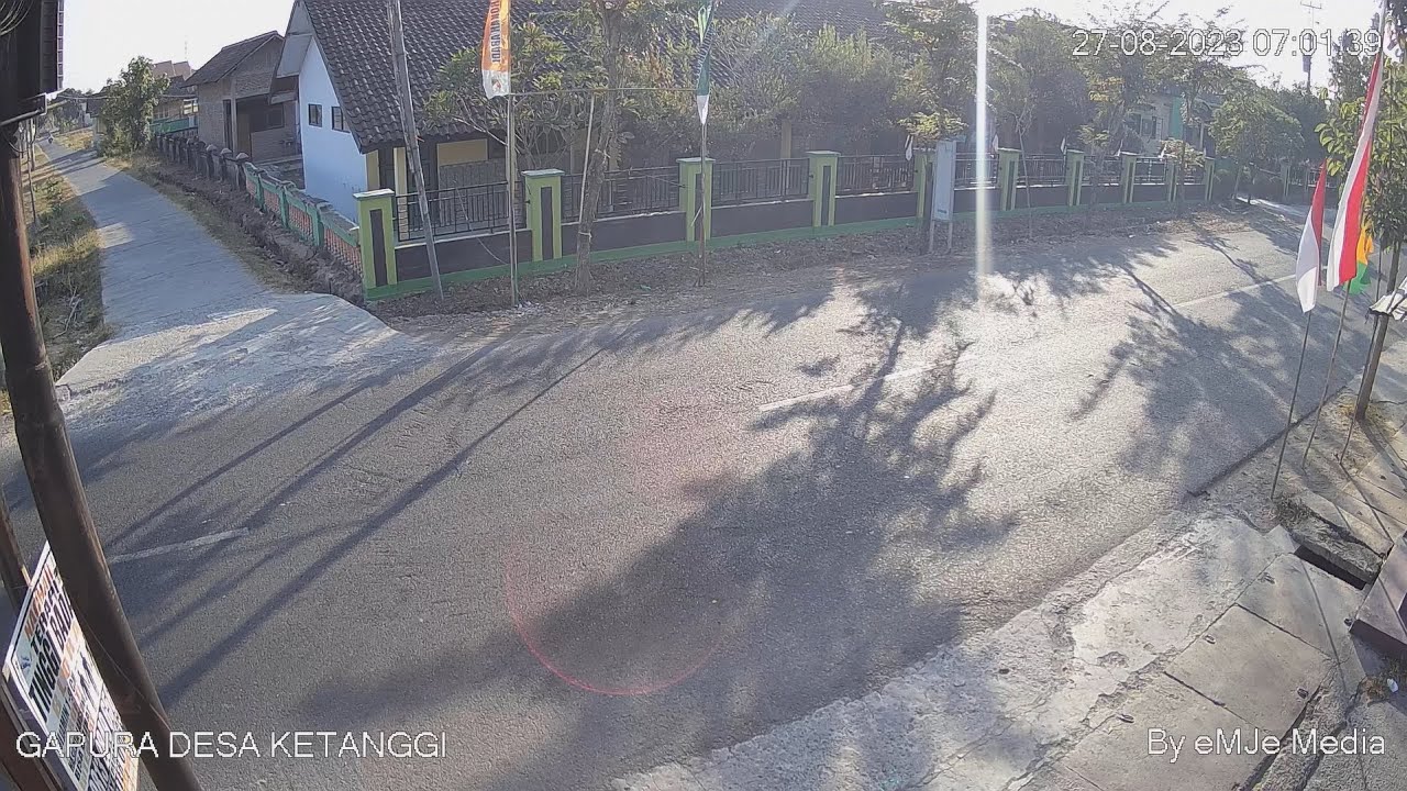 LIVE CCTV | GAPURA DEPAN DESA KETANGGI REMBANG