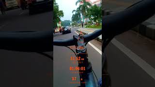 Gowes  Graha Sepi Jalur Lengang sepeda Santai