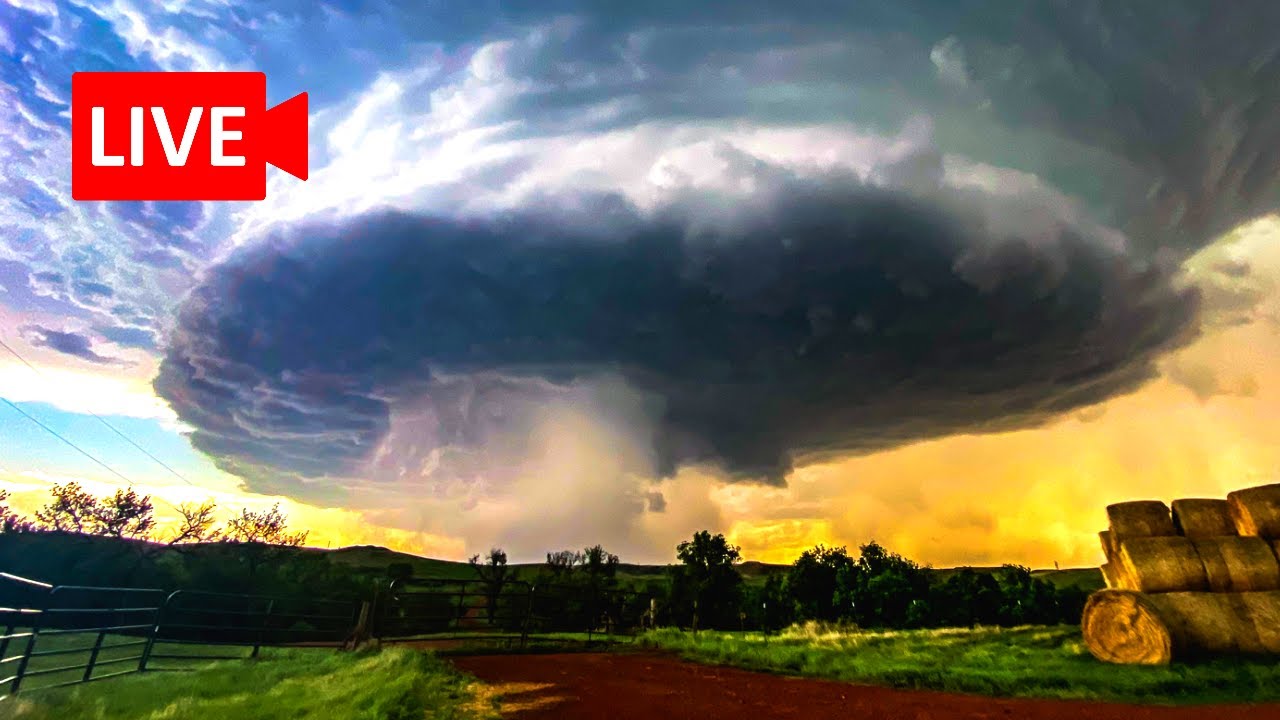 EXTREME Weather Coverage, GIANT Hail Possible - LIVE STORM CHASER - YouTube