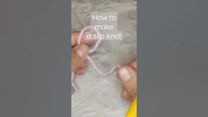 Crochet 101:  How to make a Slip Knot #crochet #slipknot #allofthethingshandcrafted